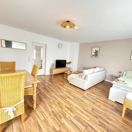 100qm-3 Room-free Privat Parking-wifi-sn *