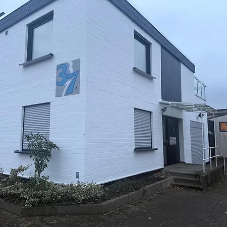 아파트 100qm-3 Room-free Privat Parking-wifi-sn 하노버