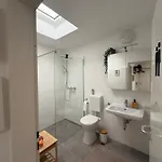 Lägenhet 100qm-3 Room-free Privat Parking-wifi-sn